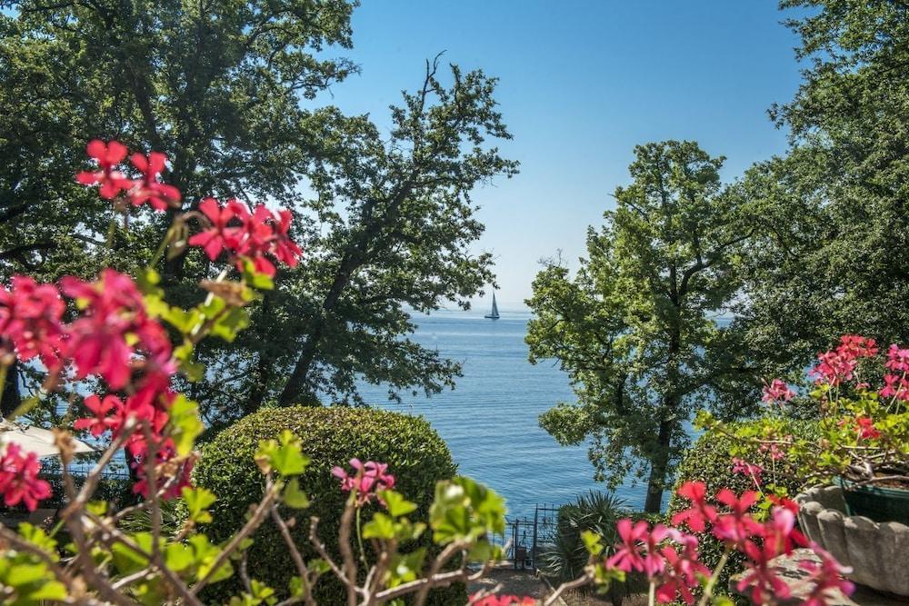 Hotel Villa Astra Lovran Eksteriør bilde